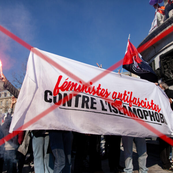 Encore des féministes agressées en manifestation à Paris