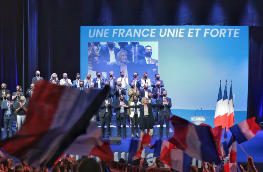 Marine Le Pen et le 18e congrès du Rassemblement national