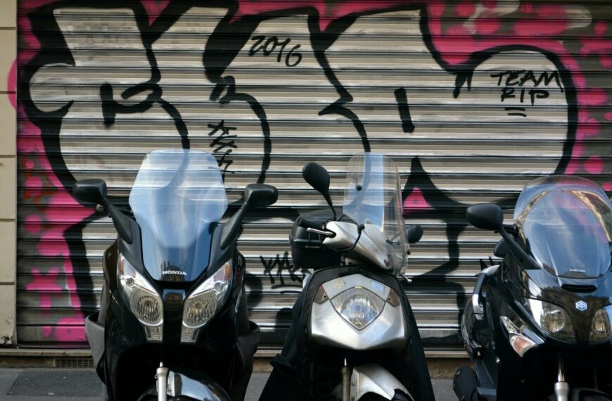 Individualisme: la France capitule sur la remontée interfile des motards