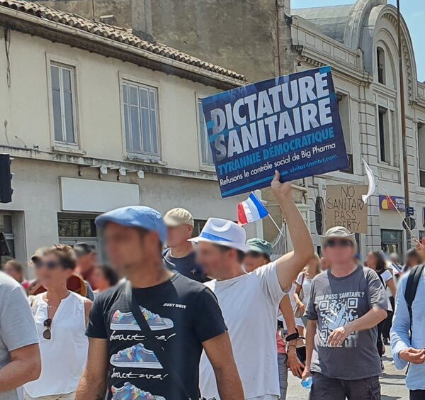 Le drame programmé de la convergence d’ultra-gauche avec les anti-pass sanitaire