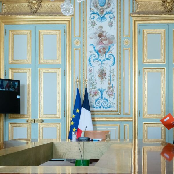 Élection présidentielle 2022 : Emmanuel Macron réélu, la mort de la politique