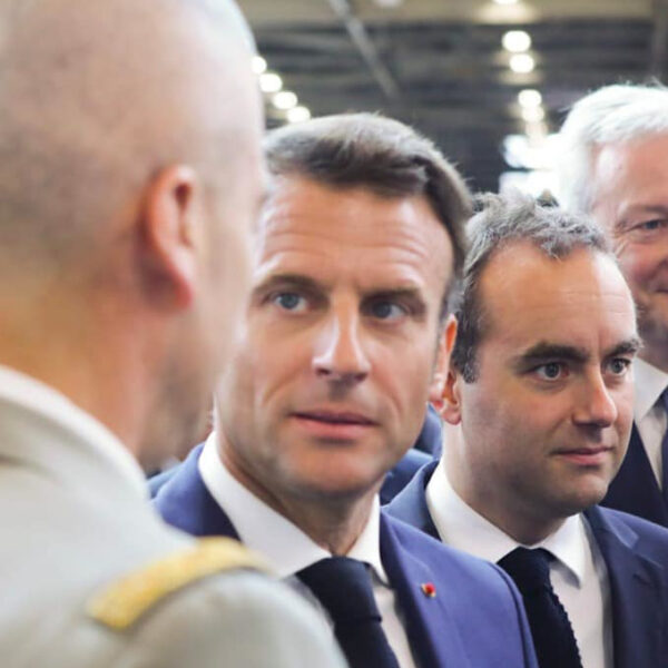 La France soutient militairement de manière massive le régime ukrainien