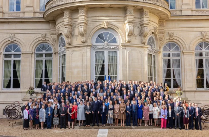 Conférence des ambassadeurs français: 100% pro régime ukrainien