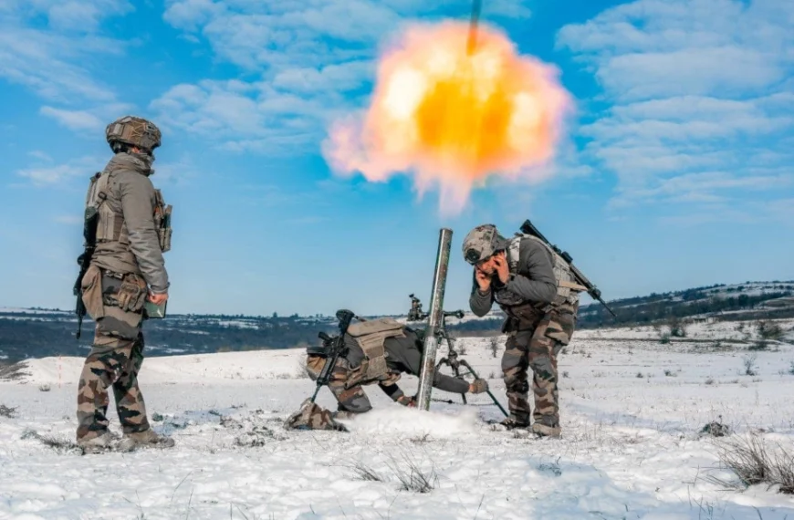 Combattre le militarisme ou la tendance à la guerre ?
