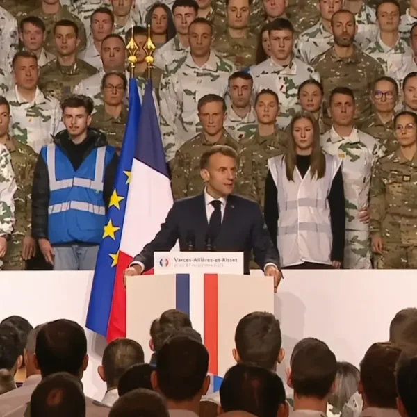 Remise en place du « service national », militaire et volontaire